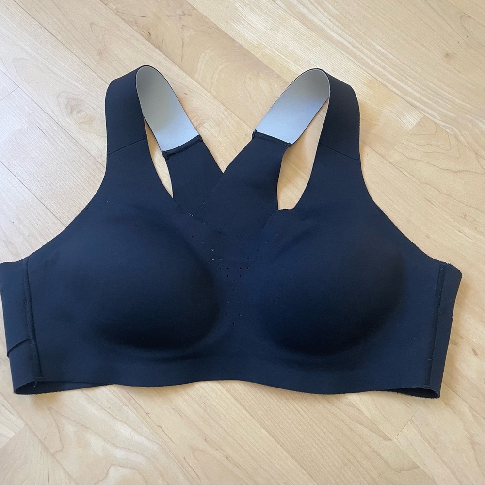 EUC Brooks sports bra with laser cut straps and built in liner